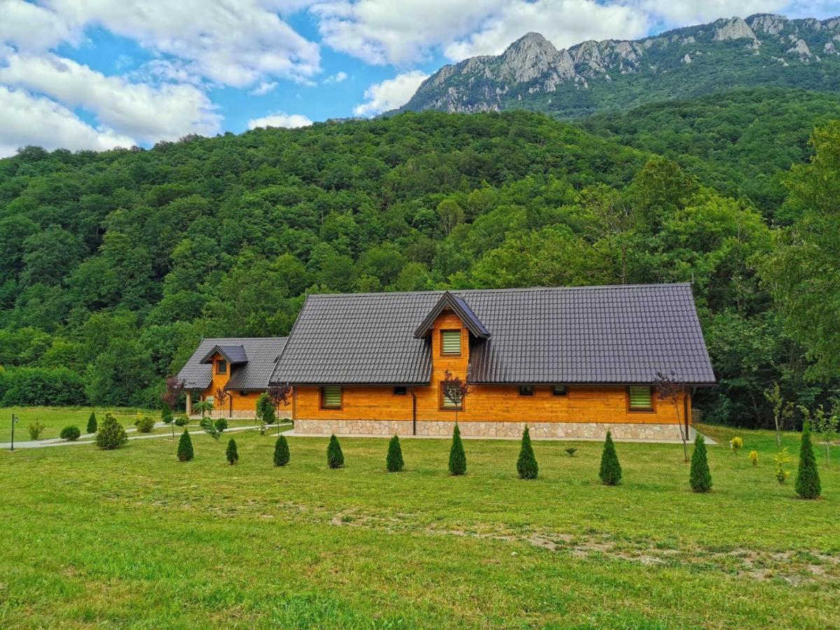 Vila "Maglic" Tjentiste Exteriér fotografie