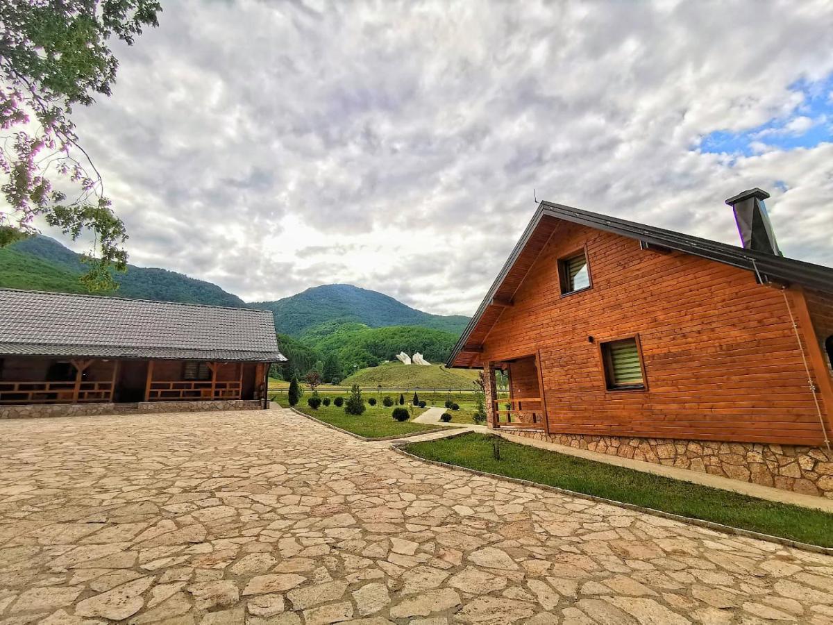 Vila "Maglic" Tjentiste Exteriér fotografie